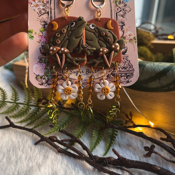 Sugar Bird Jewels - Wholesale Dangle Earrings - Feeling Froggy