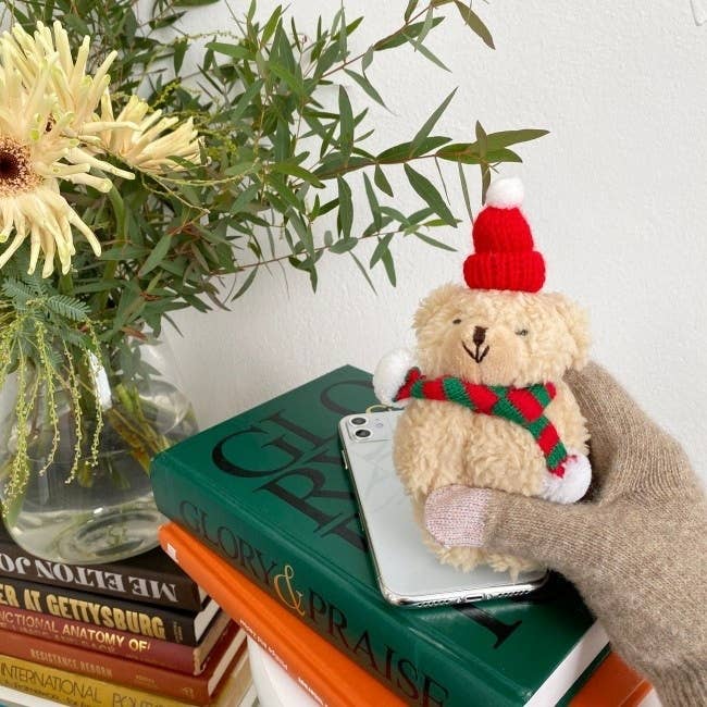 MOND HAUS - Wholesale Phone Grip - Buttons Phone Holder | Big Santa Teddybear Charm Griptok3