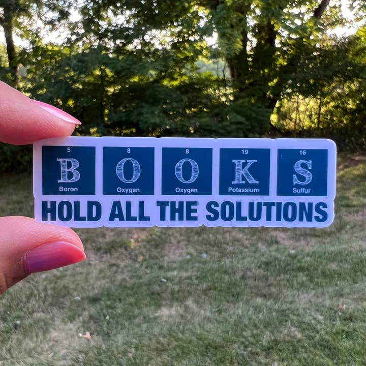 Bøger Hold alle løsninger Science Chemistry Sticker for engroshandel hos Fishbiscuit Designs