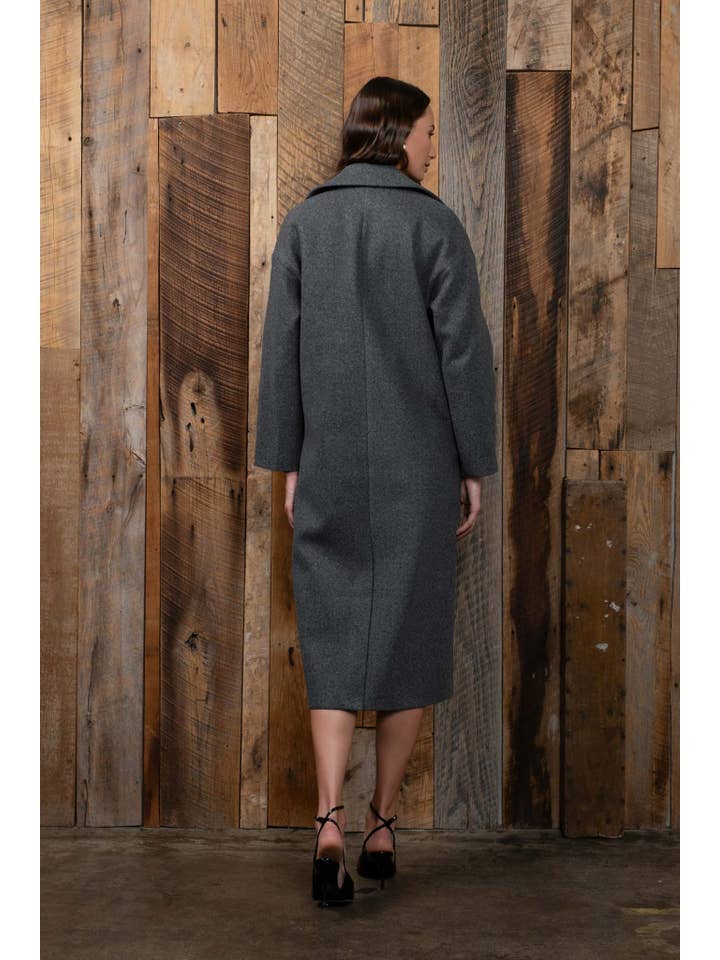 The Workshop Studio - Wholesale Coat - Women's - LONGLINE SOLID BUTTON CLOSURE COAT