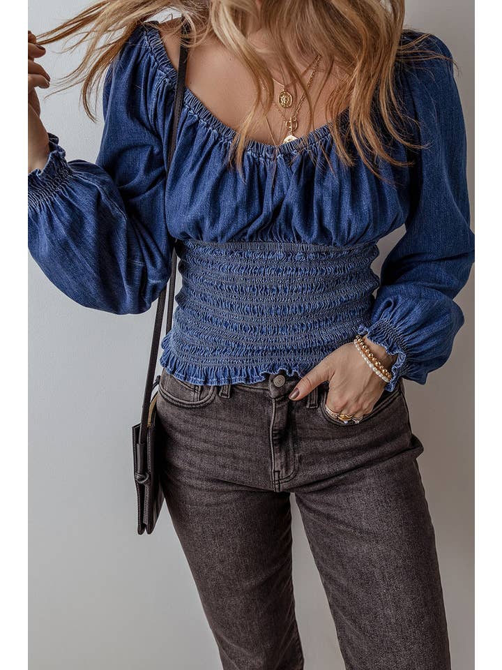 dunkelblau Jeansbluse mit gesmokten Puffärmeln für den Großhandel auf Faire