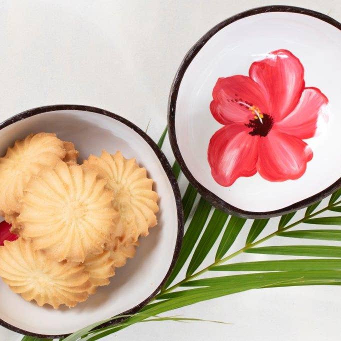 Niu Coconut by Pacific Spirit - Wholesale Decorative Plate/Dish/Bowl - Coconut bowl hibiscus1