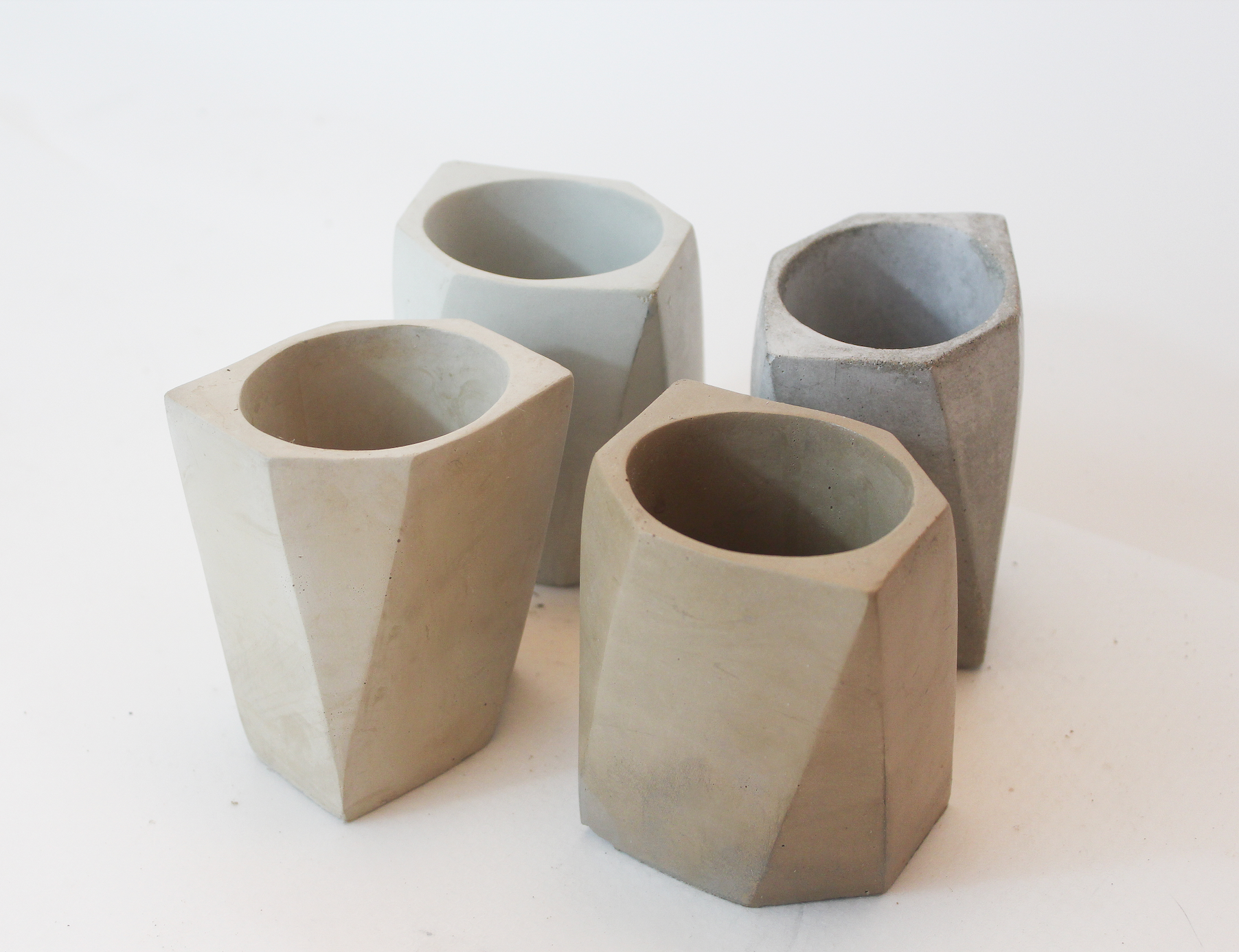 Mindful Cements - Wholesale Plantenpot - Geometrische plantenpot en pennenhouder in neutrale kleuren2