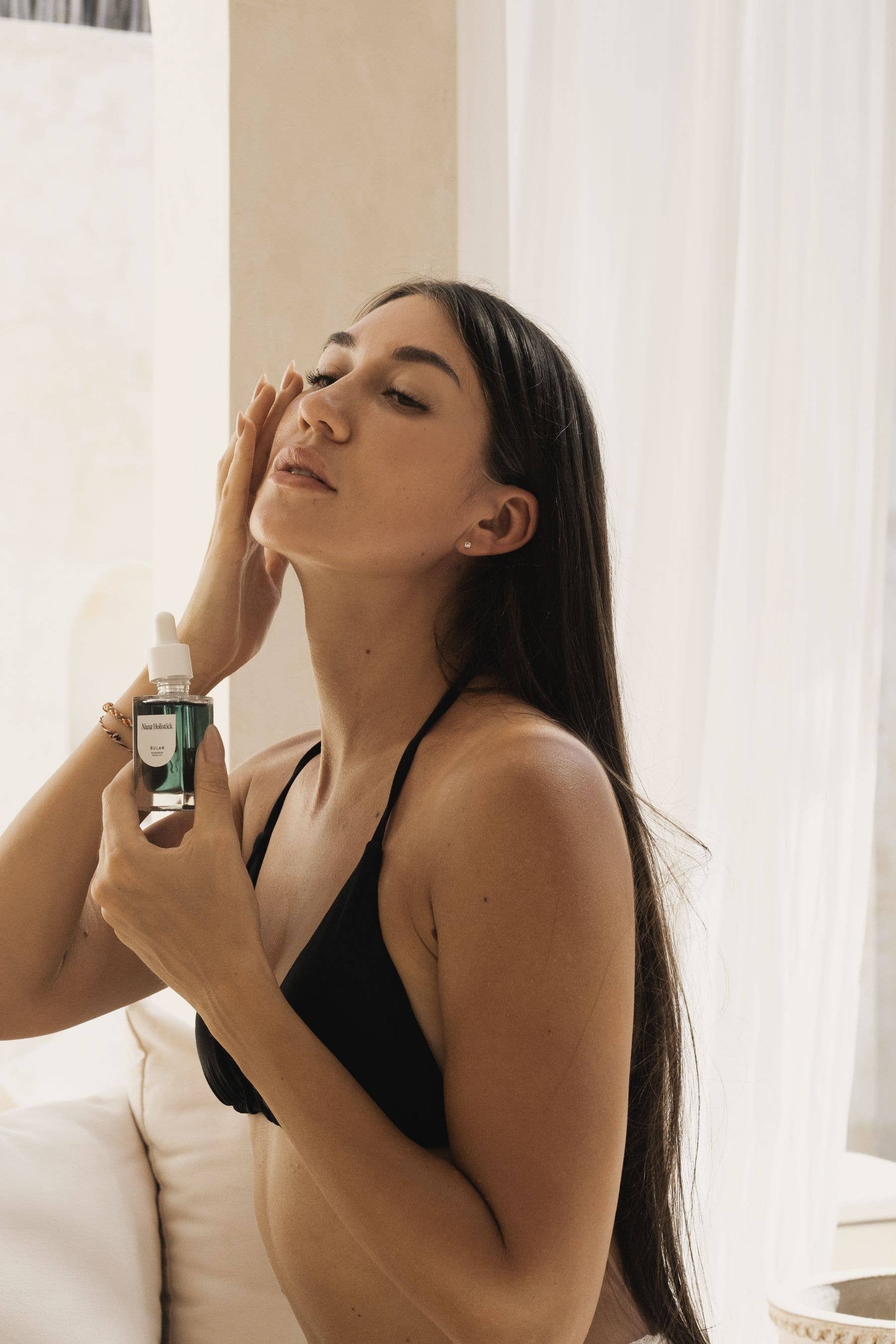 Nusa Holistick - Wholesale Facial Oil - Bulan Blue Tansy Nourishing Facial Oil3