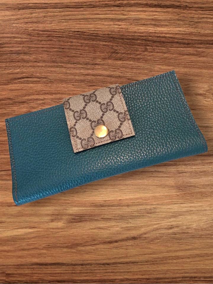 Nuovo portafoglio Palm Beach Hunter Verde per la vendita all'ingrosso da parte di Contagious Couture