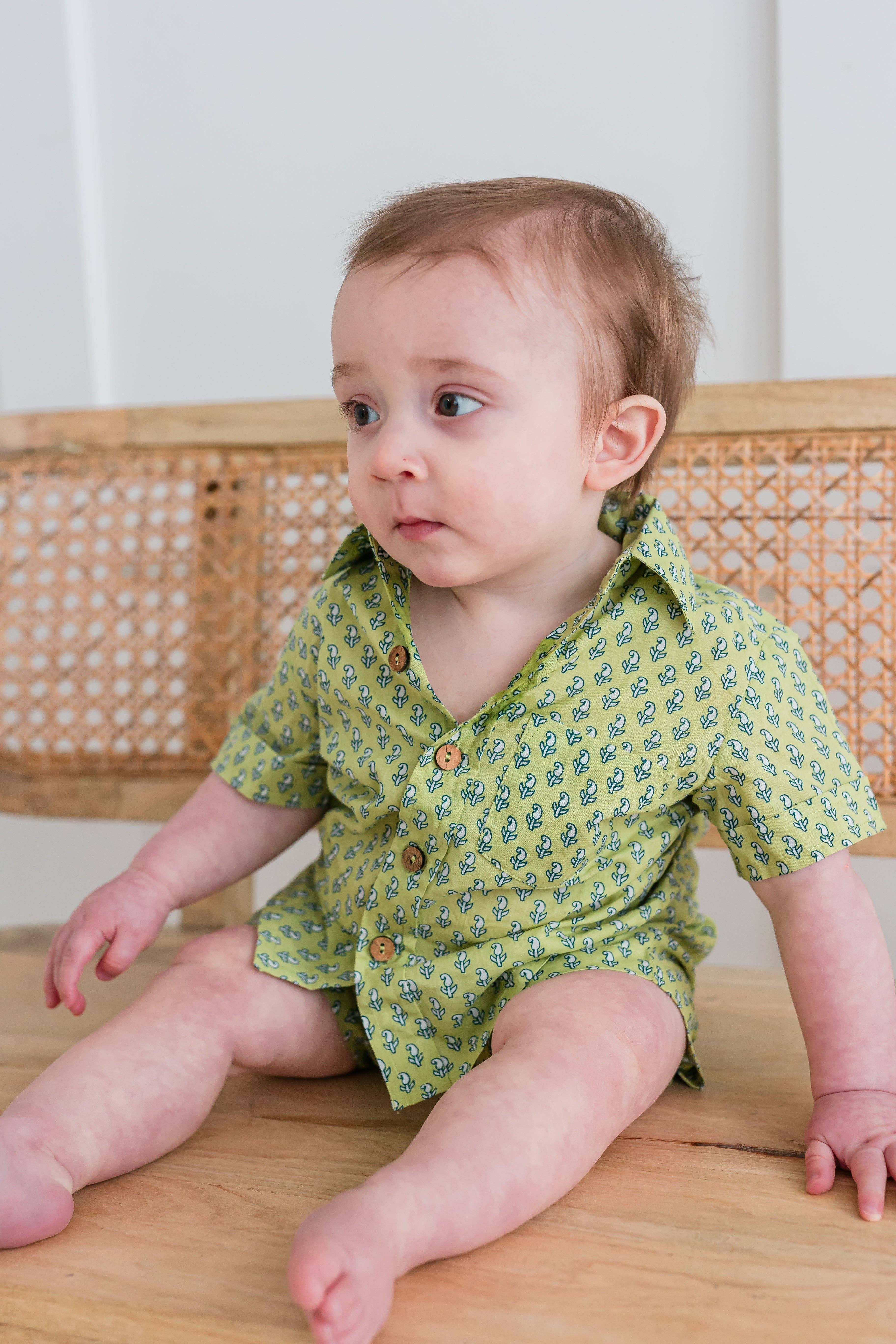 Yo Baby - Wholesale Top en short set - Kinderen - Sagegroen bedrukt jongensshirt en shortset5