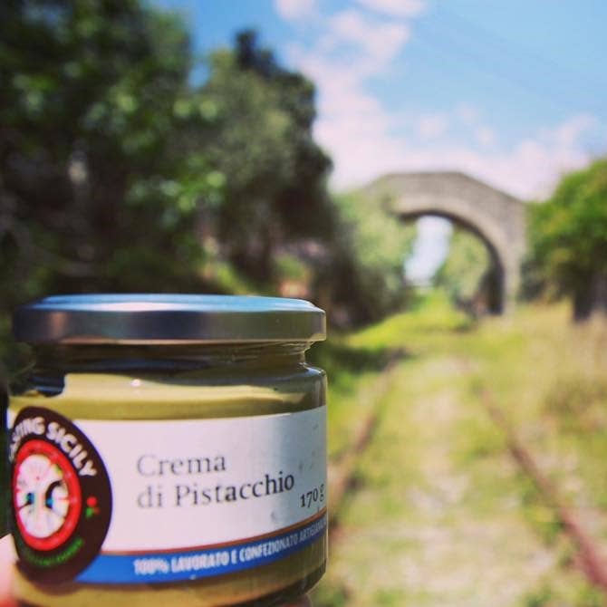 Gusta la Sicilia srl - Tasting Sicily - Wholesale Nut Butter - Pistachio Cream 1000g (BUCKET)1