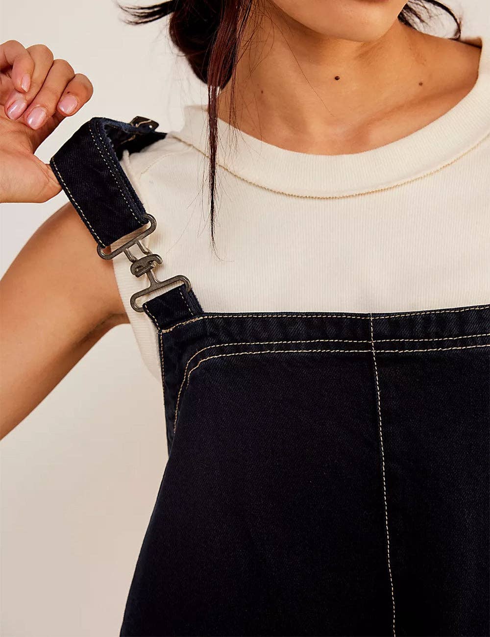 Sweetkama – wholesale Overalls – Women's – Ladies Pocket Denim Mini Overall Dress SKD54916