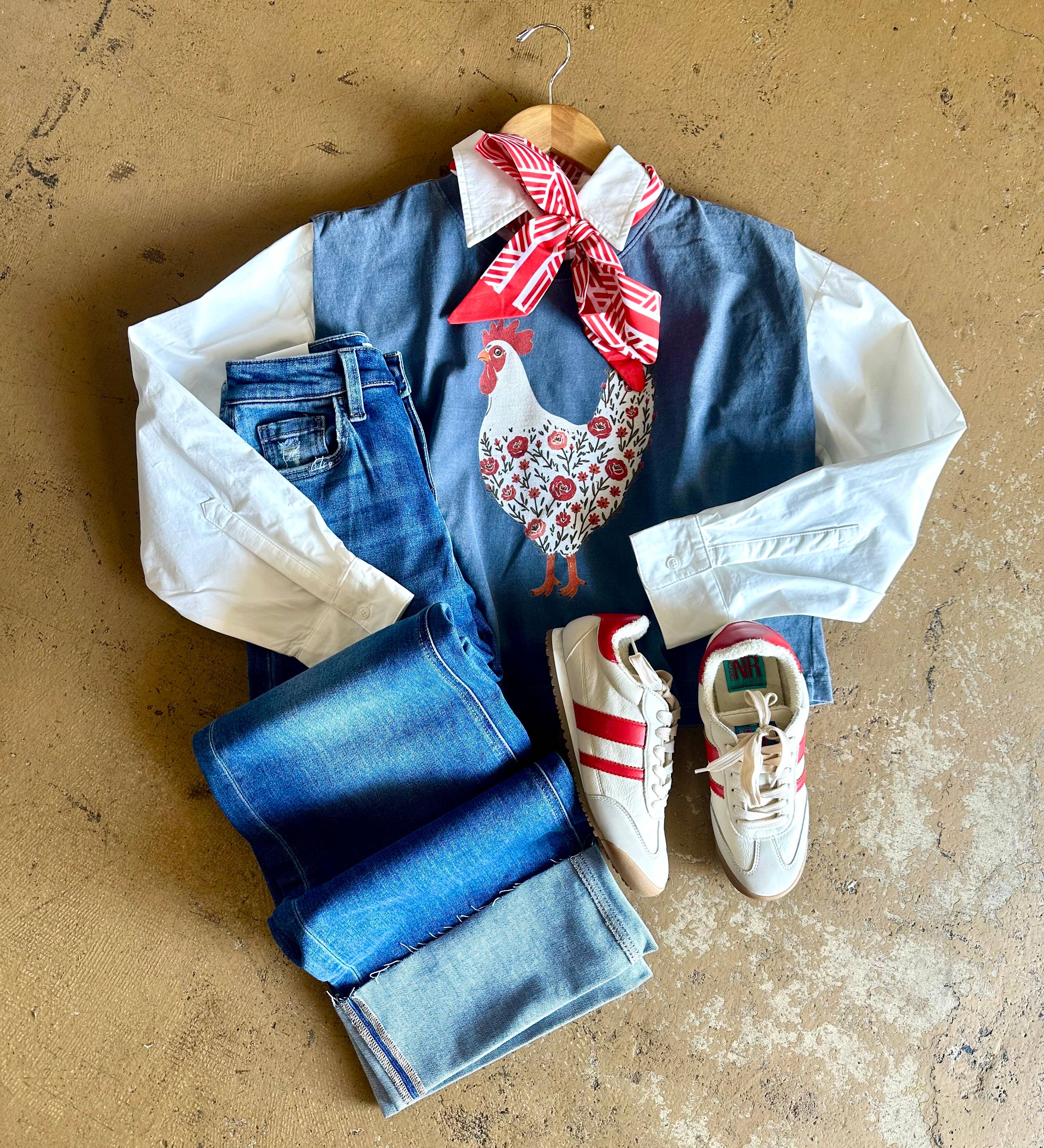 Hank & Scoot - Wholesale Tank Top - Women's - The Floral Chicken Boxy Tank