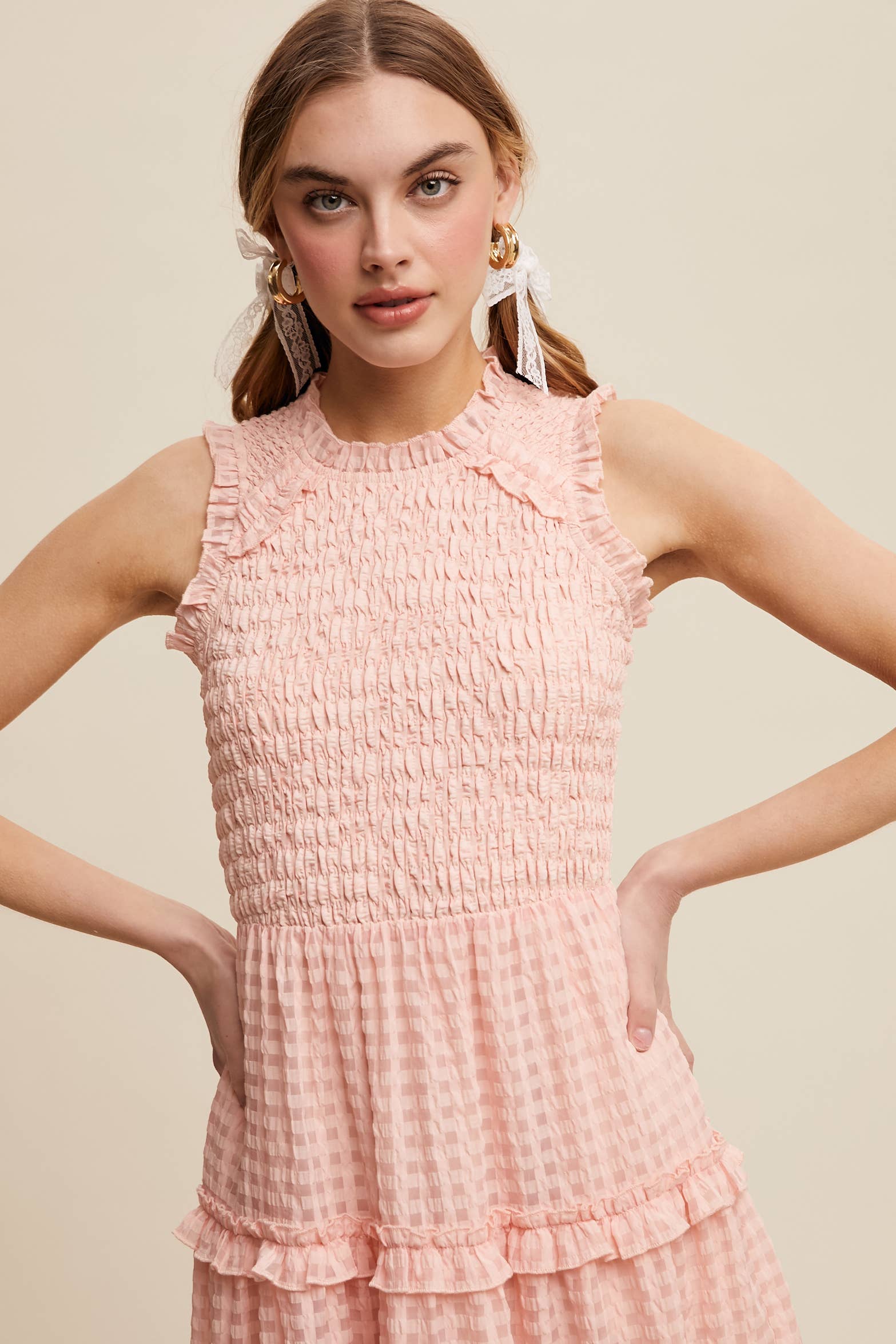 Listicle – wholesale Dress – Women's – Sleeveless Gingham Maxi Dress with Ruffle Details3