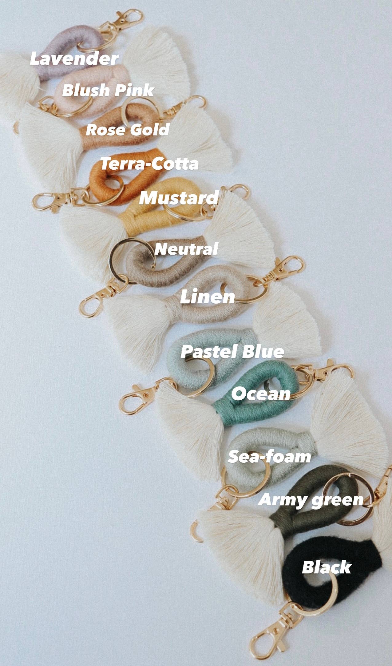 DayCrafter – Großhandel Schlüsselanhänger – Damen – Mini-Schlüsselanhänger mit Quaste - Boho Keychain6