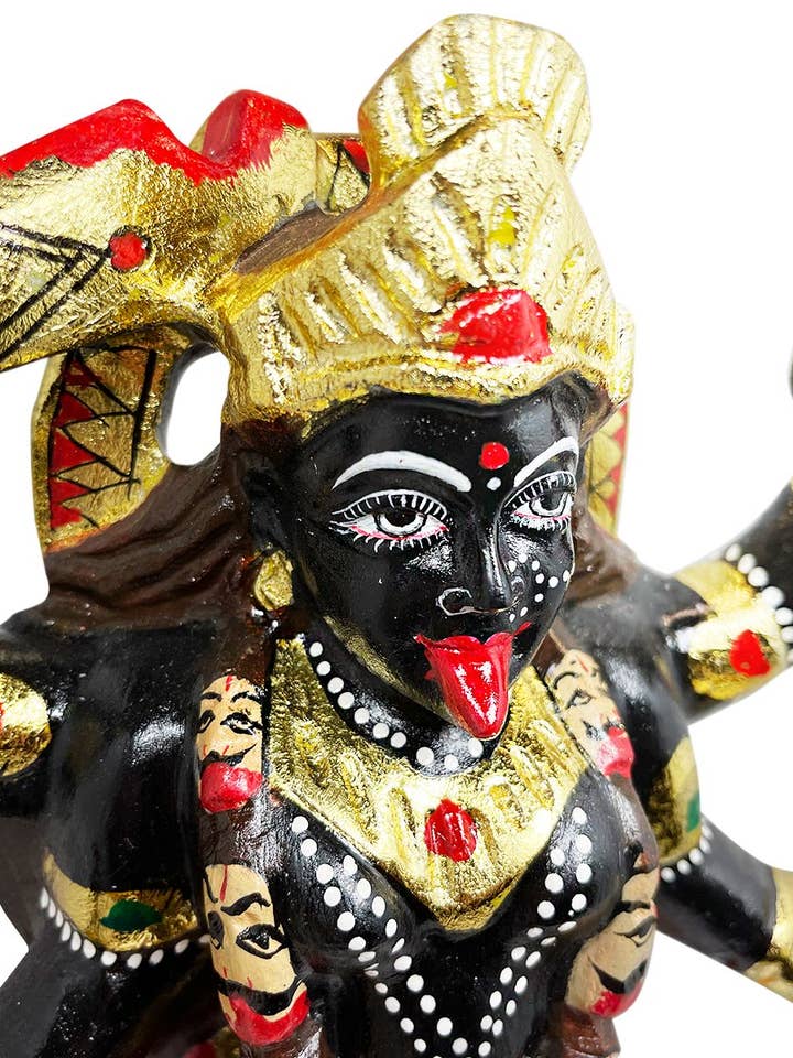 Estatua de Kali Ma, tallada a mano en piedra con toques de oro para venta al por mayor de The Deva Shop