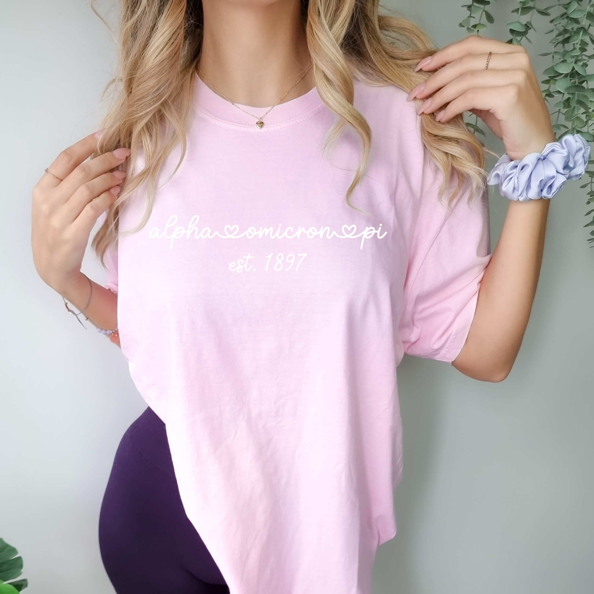 Golden Sol Collective - Vendita all'ingrosso Maglietta serigrafata - Donna - Maglietta Alpha Omicron Pi Sorority0