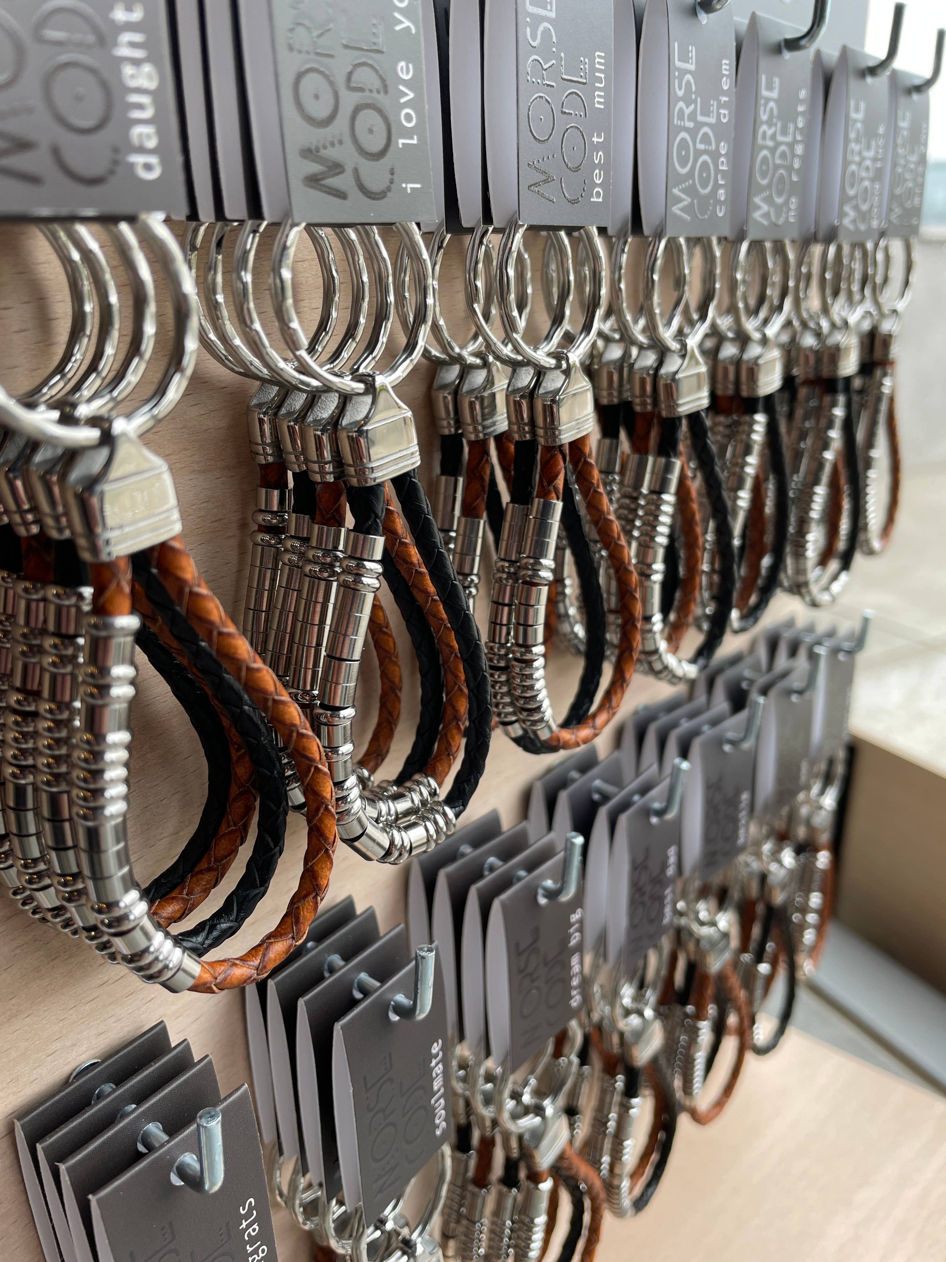 Instinct UK – wholesale Keychain – Unisex – Best Dad | Morse Code Keyring | Leather Keyring3