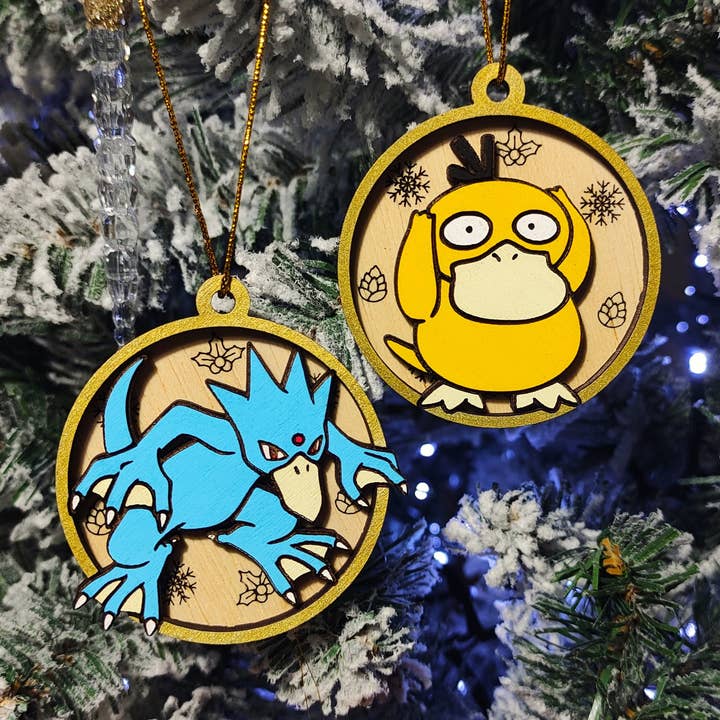 Enfeites de Natal de Pokémon Coloridos de Madeira Evolução do Psyduck por atacado de Herbs&Belles