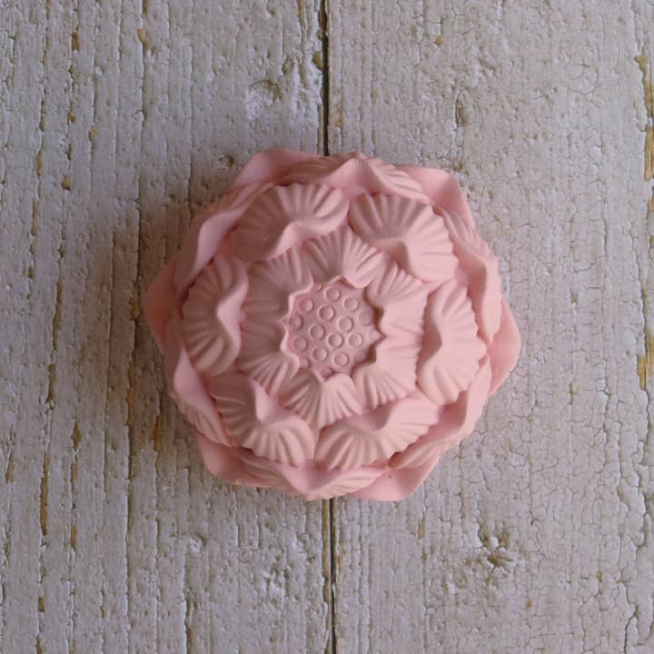 44 - Quarenta44Quatro - Wholesale Decorative Tabletop Object - Flor de Lótus de Gesso6