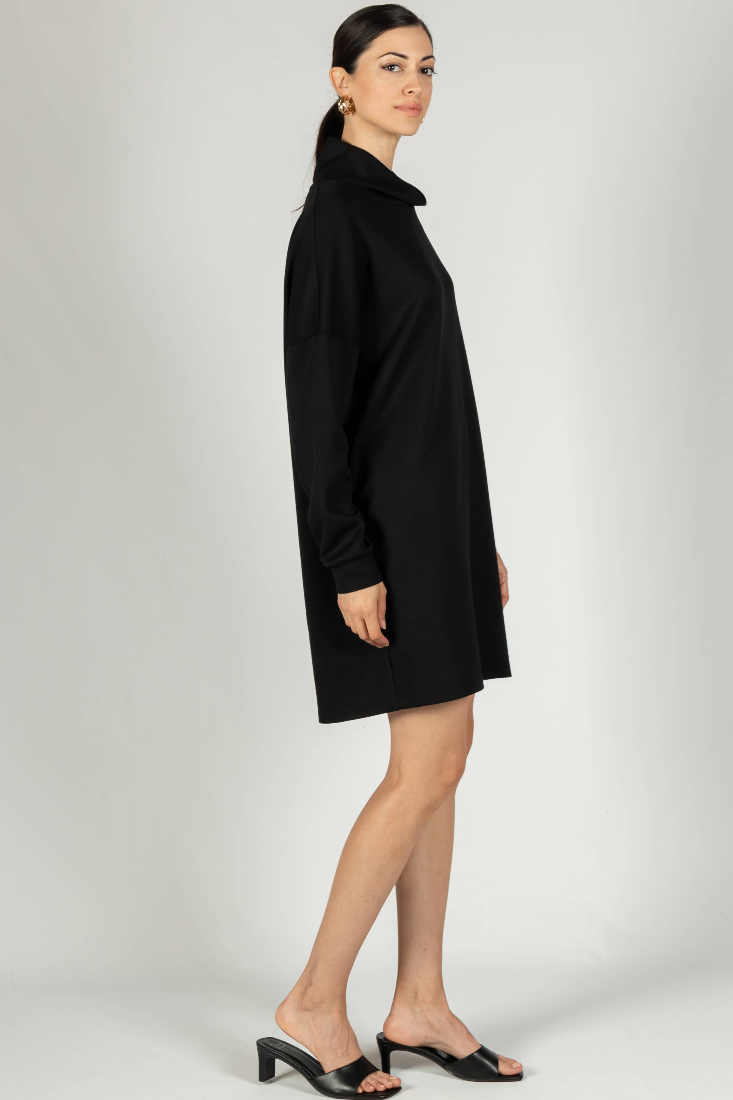 P. CILL - Vendita all'ingrosso Vestito - Donna - Abito con collo ad anello in modal color burro P. CILL10