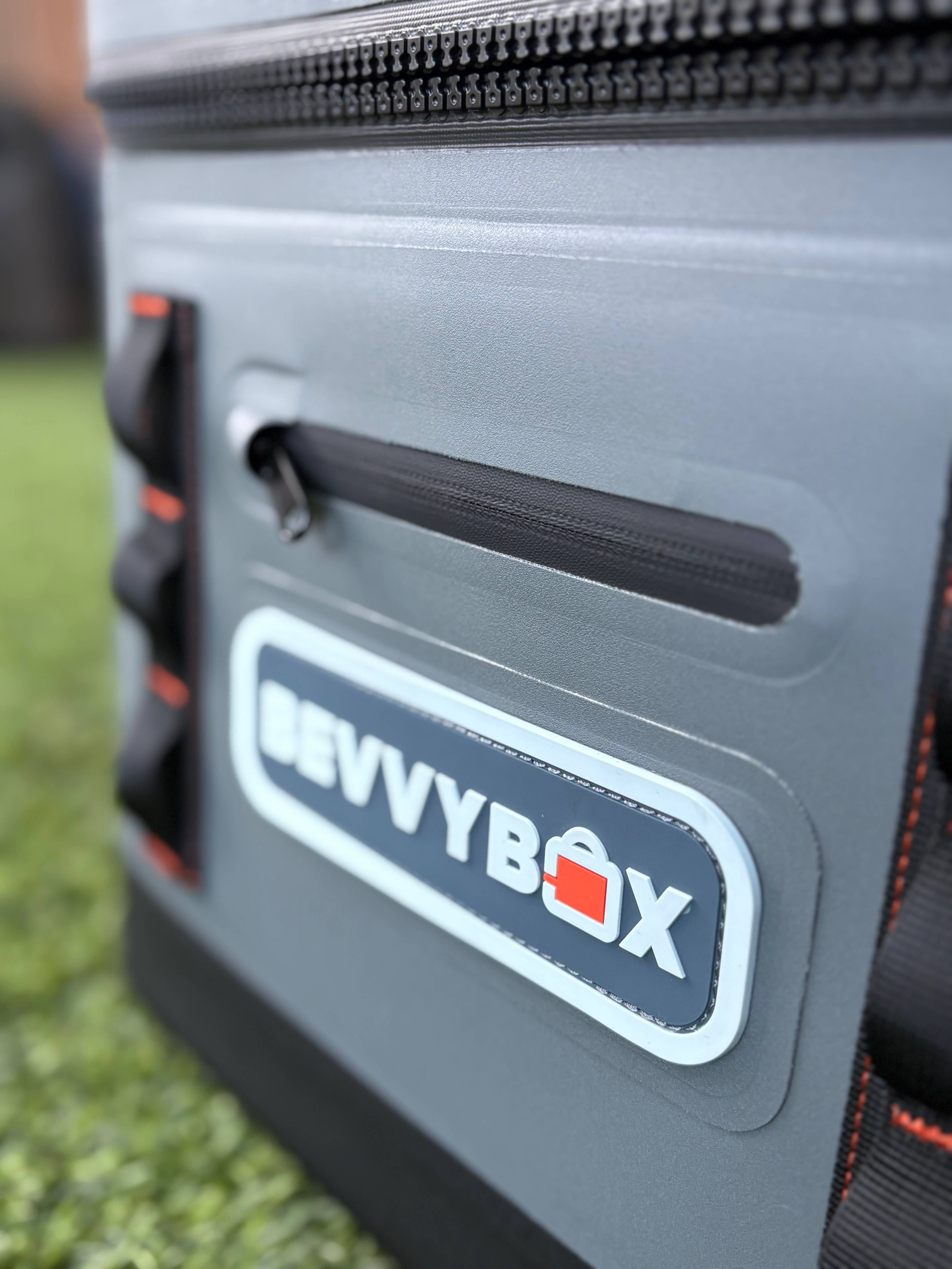 Bevvybox - Venta al por mayor Nevera portátil/bolsa de refrigeración - BevvyBox - Enfriador de Cócteles7