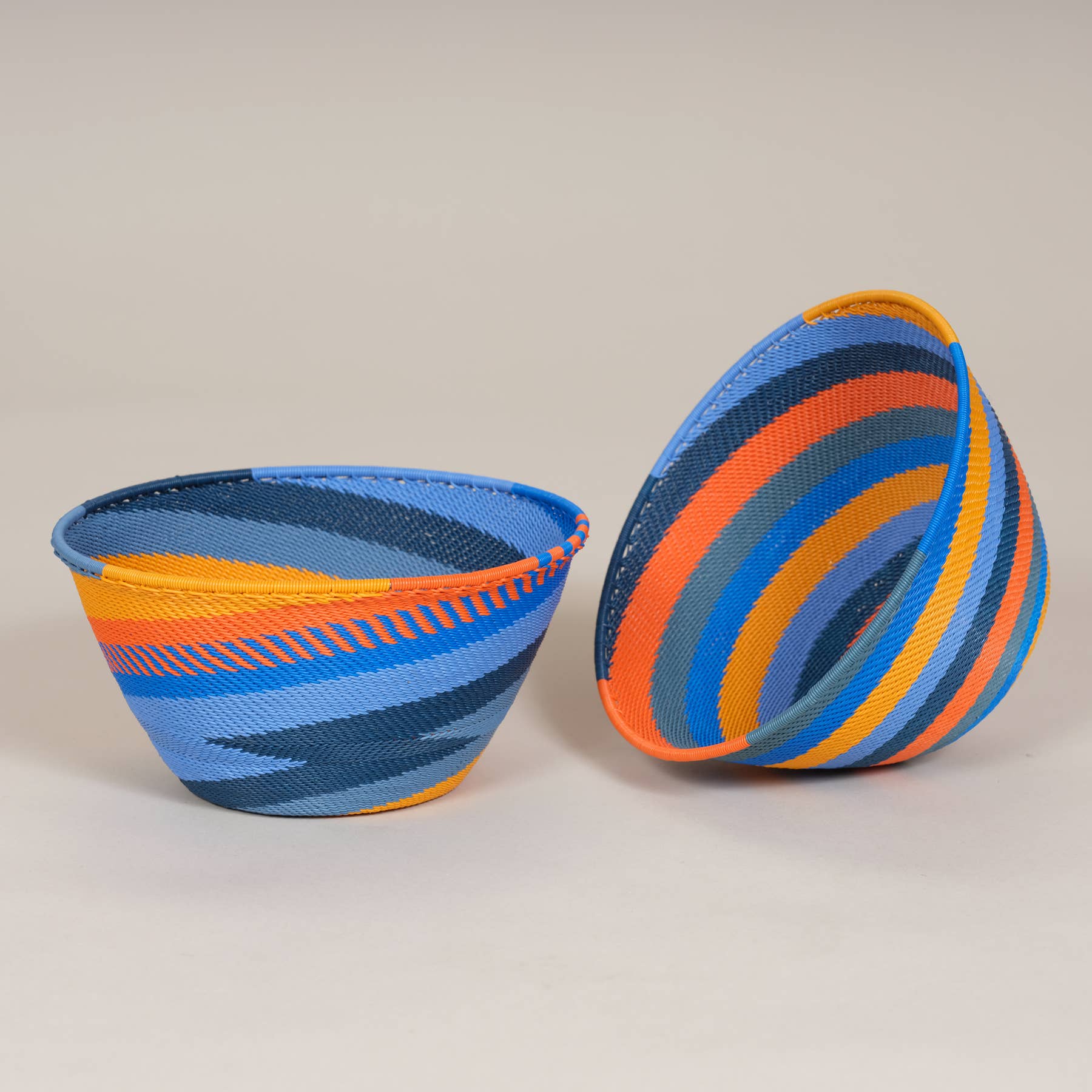 AS'ART a sense of crafts – Prato/tigela decorativa por atacado – Tigela de fio de telefone trançado, cores Mix&Glow17