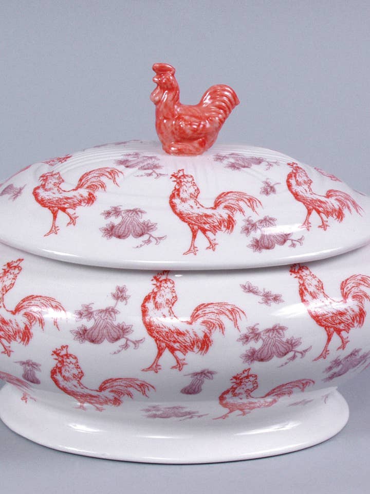 Tureen Dish in Red or in Black. for wholesale by AA Importing