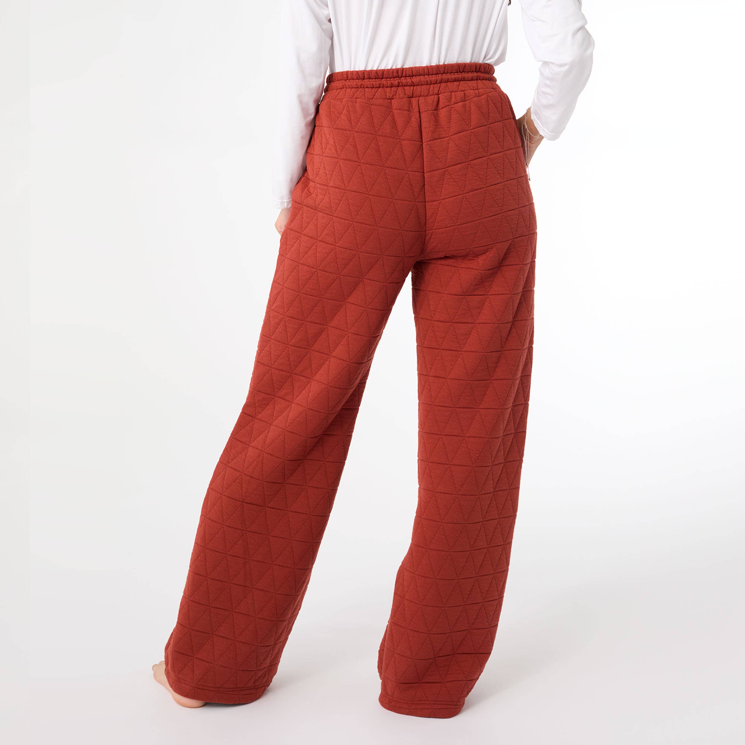 COCO + CARMEN - Wholesale Lounge Sweatpants/Joggers - Women's - Cute Quilt Bottom6