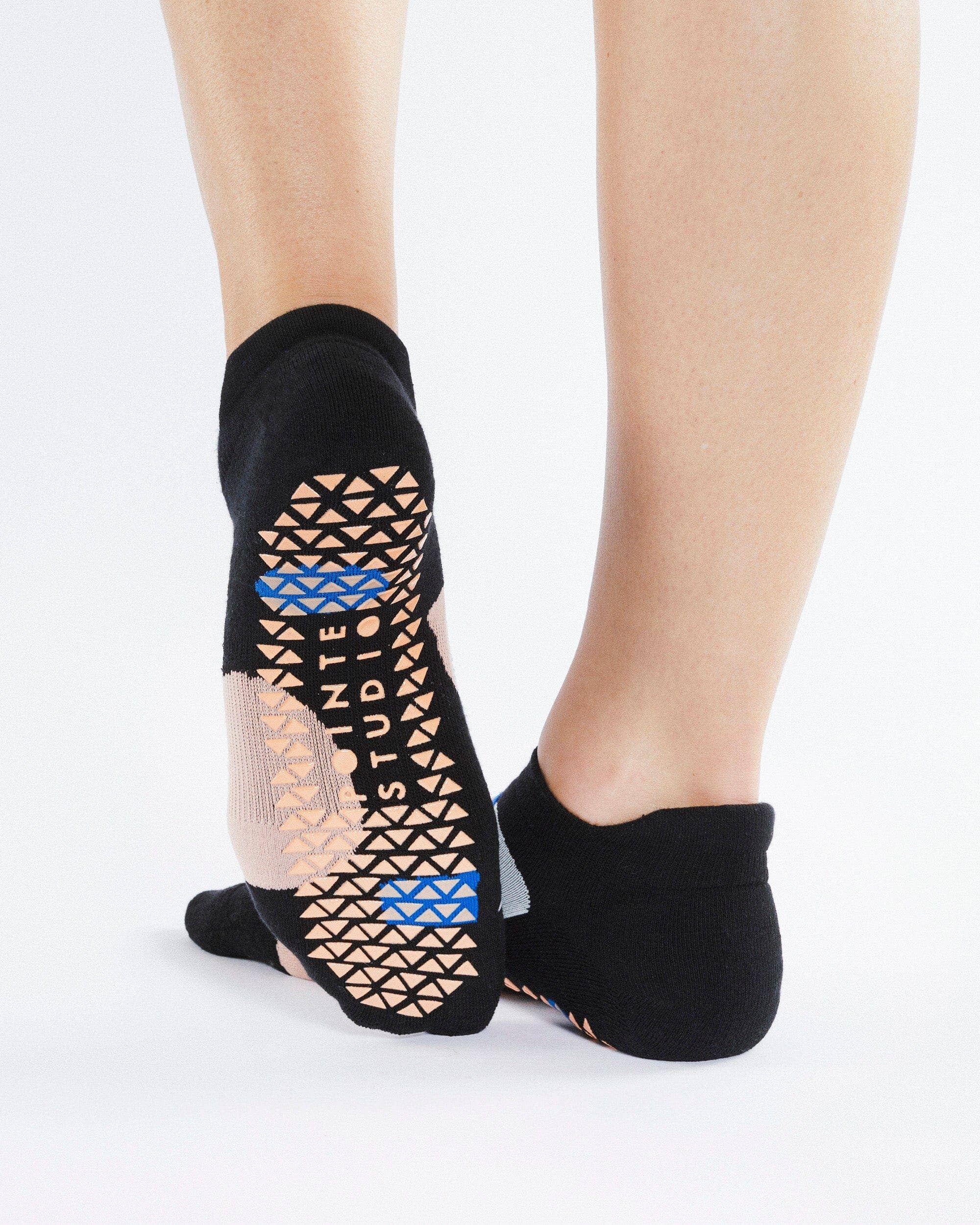 Pointe Studio - Wholesale Socks - Women's - Women's Expression Strap Grip Sock – No Slip Cotton Blend for Pilates & Barre1