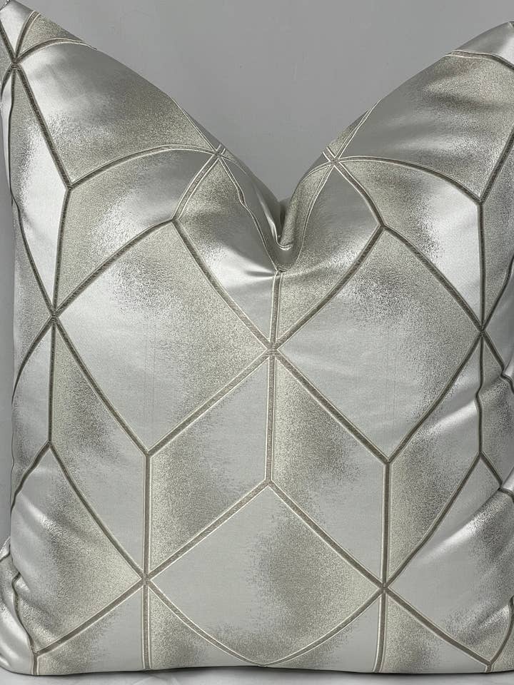 De Bradshaw collectie Beige Geo 24x24 voor wholesale door StyleUp