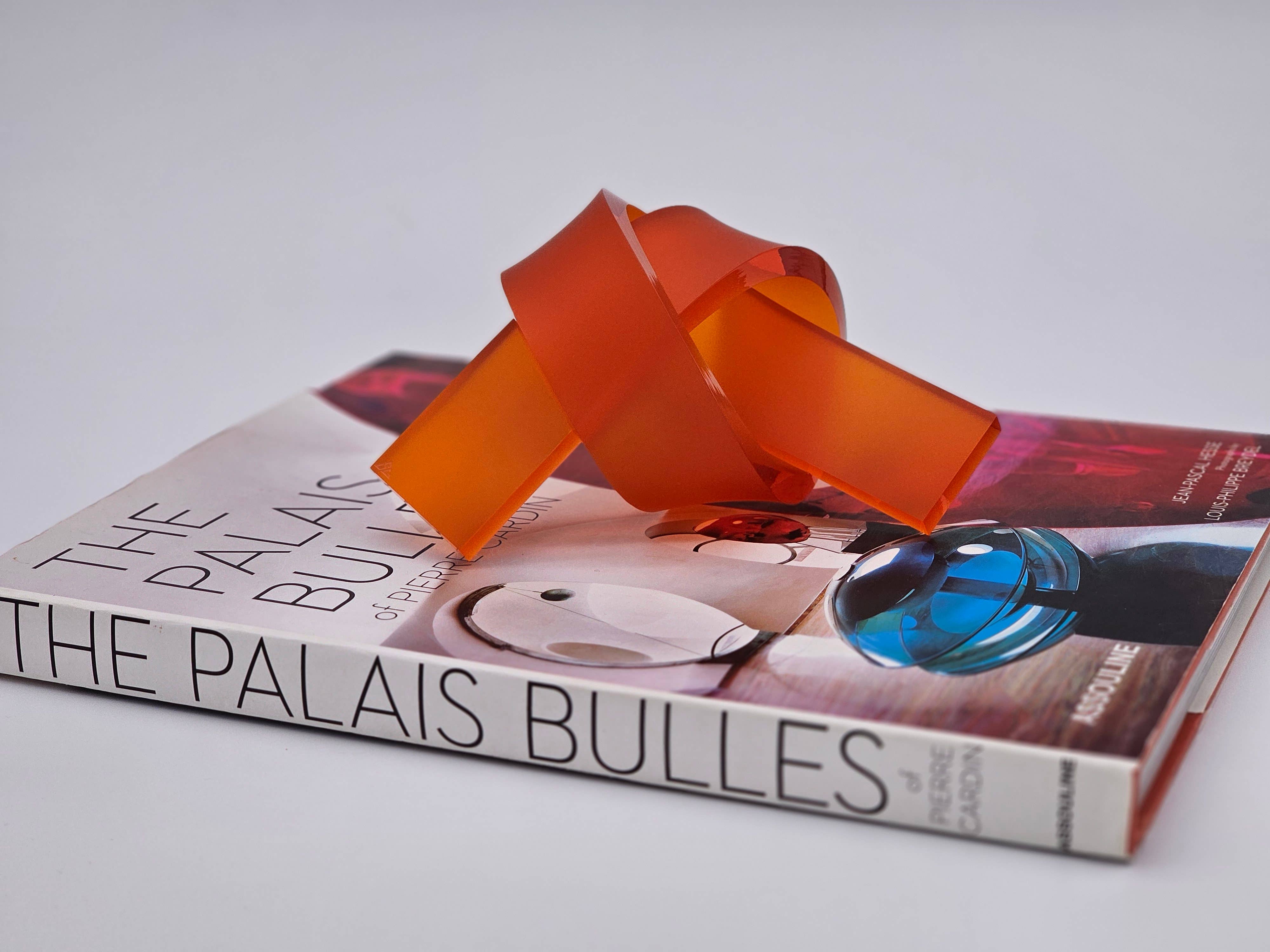 Somar Creations - Wholesale Decorative Tabletop Object - Acrylic Love Knot 9