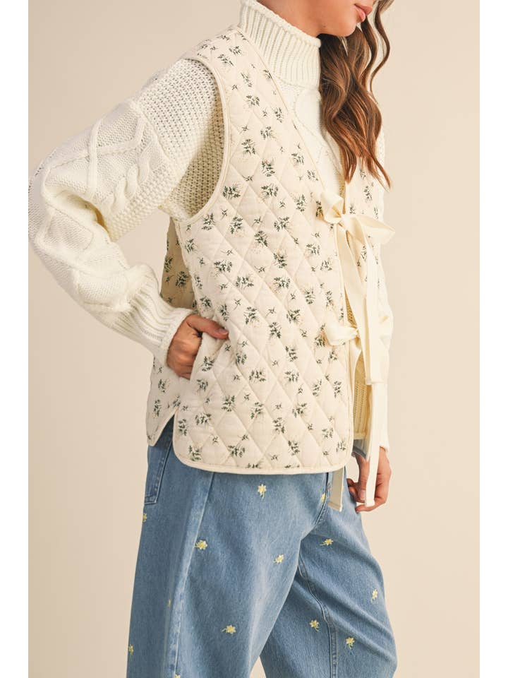 Klesis - Wholesale Outerwear Vest - Women's - IJ1566 FRONT TIE QUILTED VEST1