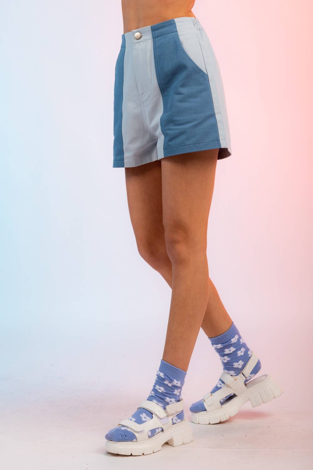 VERY J – Großhandel Shorts – Damen – VP71910-Minishorts in Blockfarben4