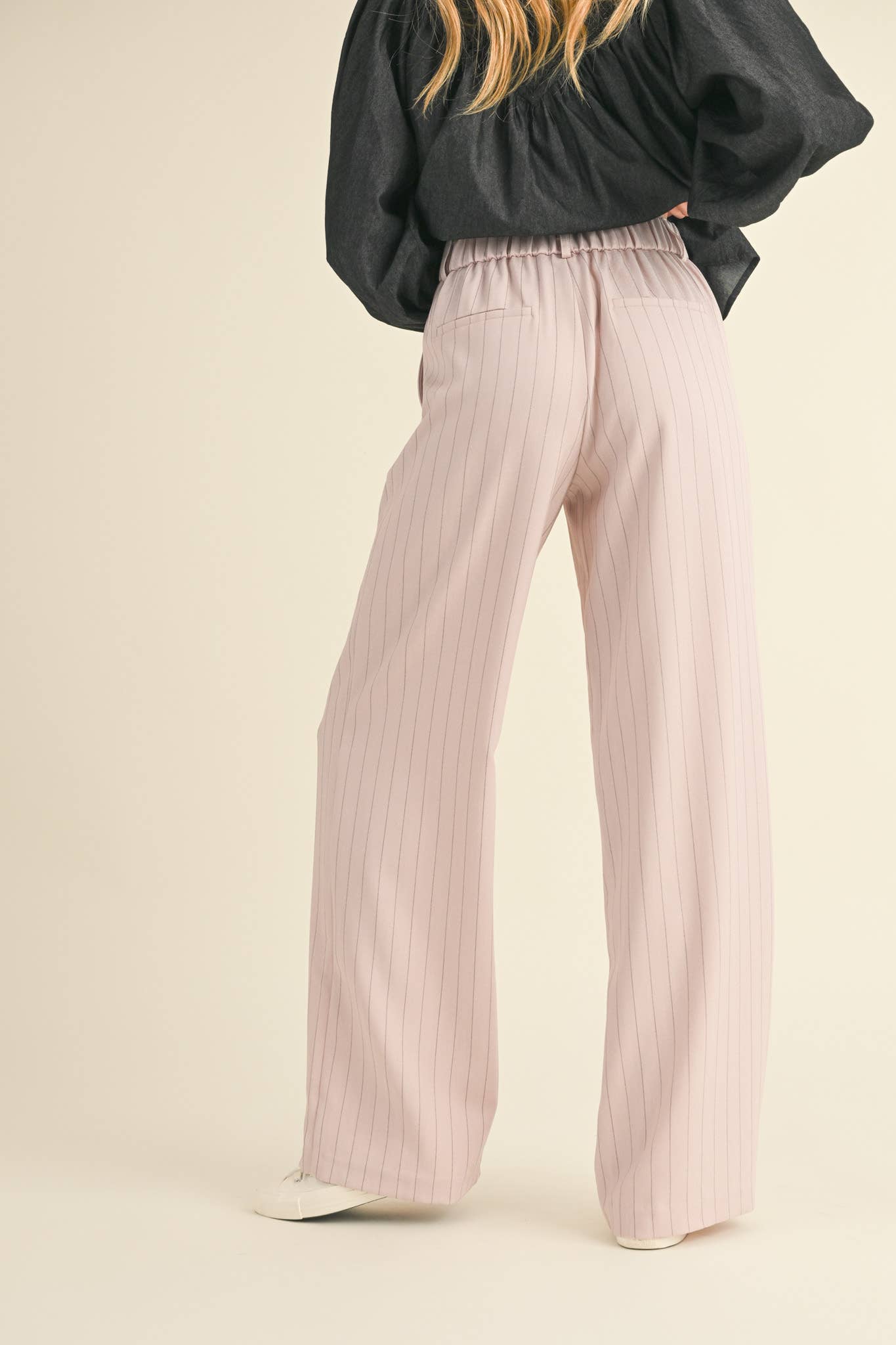 &MERCI - Wholesale Pants - Women's - WIDE LEG PINSTRIPE TROUSERS MP341123