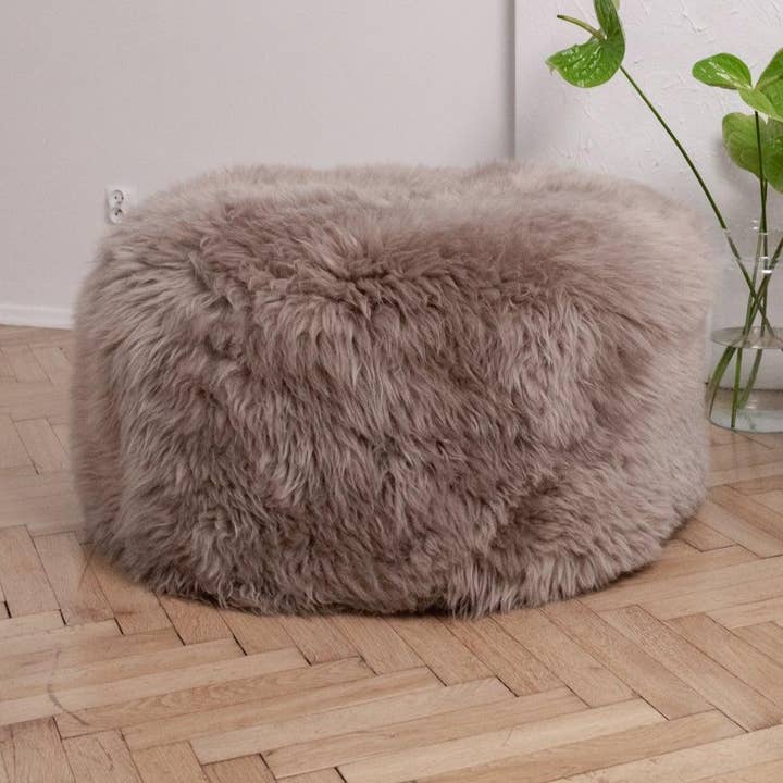 Mellow - Wholesale Pouf - Natural Sheepskin Pouf / Ottoman - Greige0