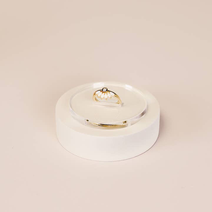 JaxKelly - Wholesale Jewelry Stand & Display - Iridescent Ring Display Circle