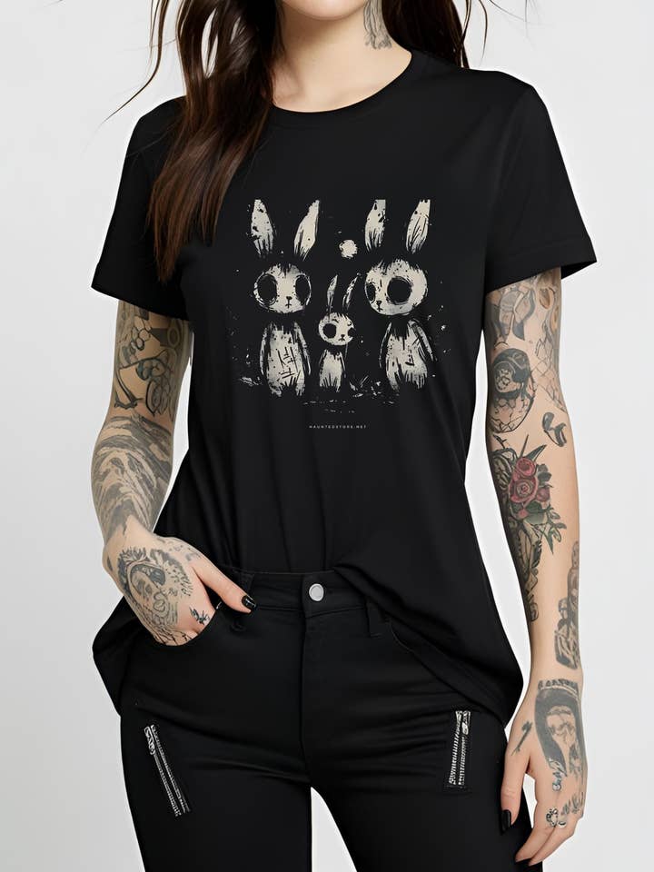 T-shirt gothique lapins effrayants en coton lapin pour la vente par Brick Shirt House