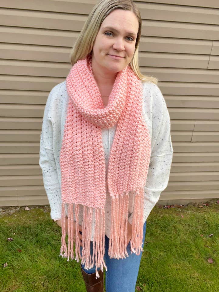 Rosa Färgad Halsduk, Lång Stickad Halsduk, Tjocka Stickade Halsdukar för wholesale av Megan Louise Crafts