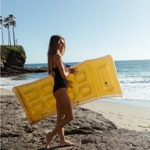 SUNNYLIFE – Engroshandel Oppustelige ting – Retro Disco Oppustelig Madras Guld2