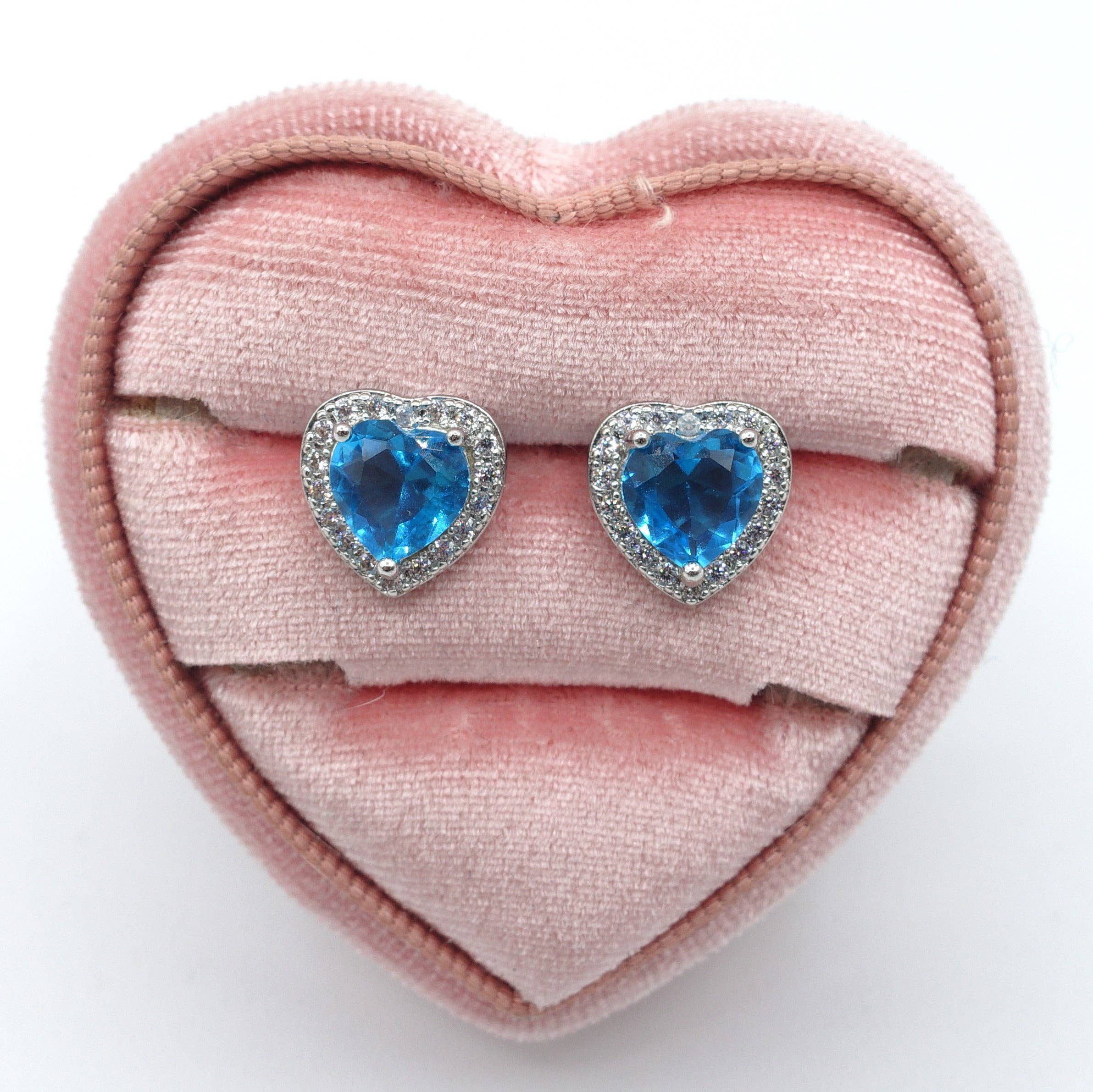 Daemon srls - Wholesale Stud/Post Earrings - DIANA ~Orecchini a bottone con cubic zirconia a forma di cuore16