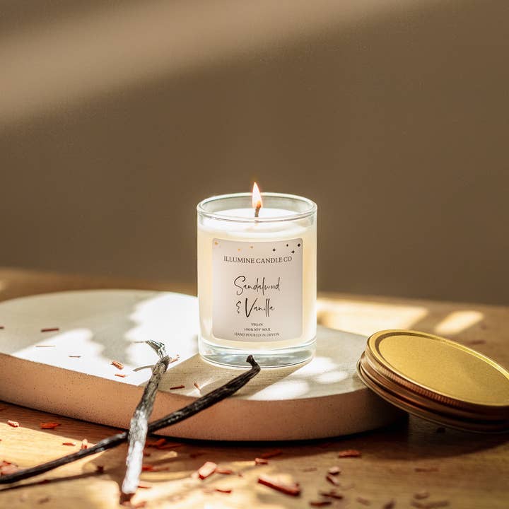Ilumine Candle Co. – wholesale Jar/filled candle – Sandalwood & Vanilla Soy Wax Candle1