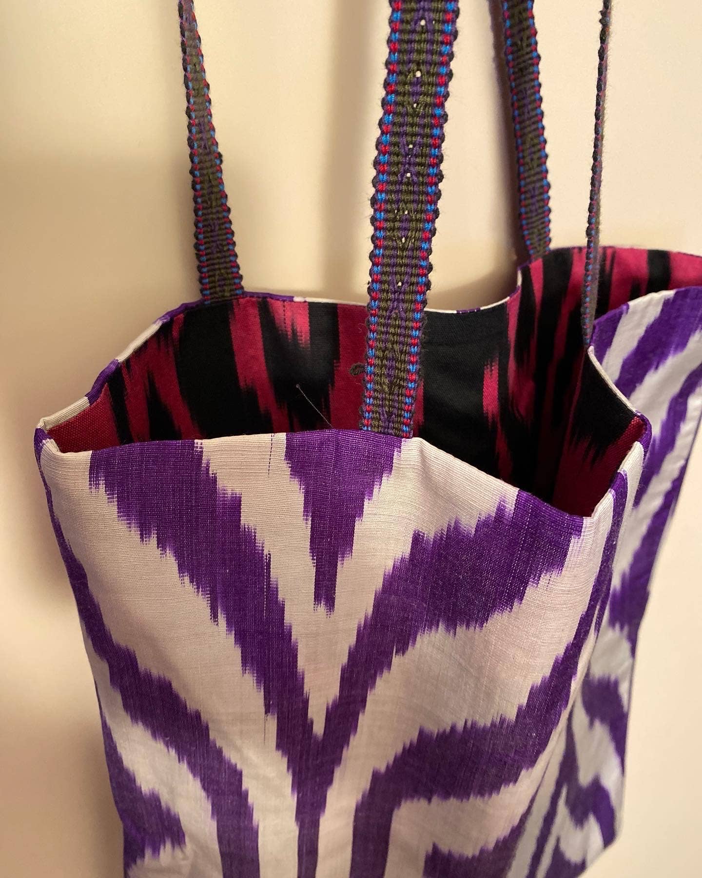 various colors ikat fabric shopper for wholesale on Faire2