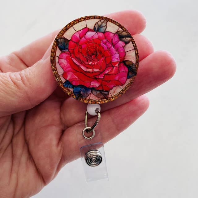 Falso Vitral Rosa Rosa Porta-Crachá - Sem Resina por atacado de Spellbound Rose Creations