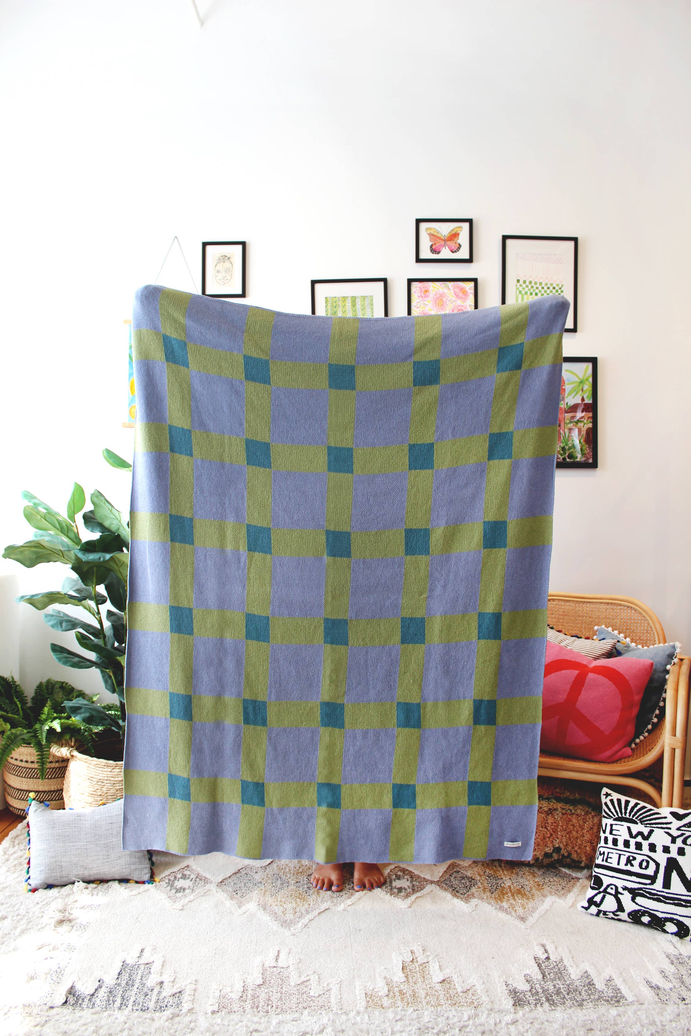 Calhoun & Co. - Wholesale Throw blanket - Gingham Knit Blanket0