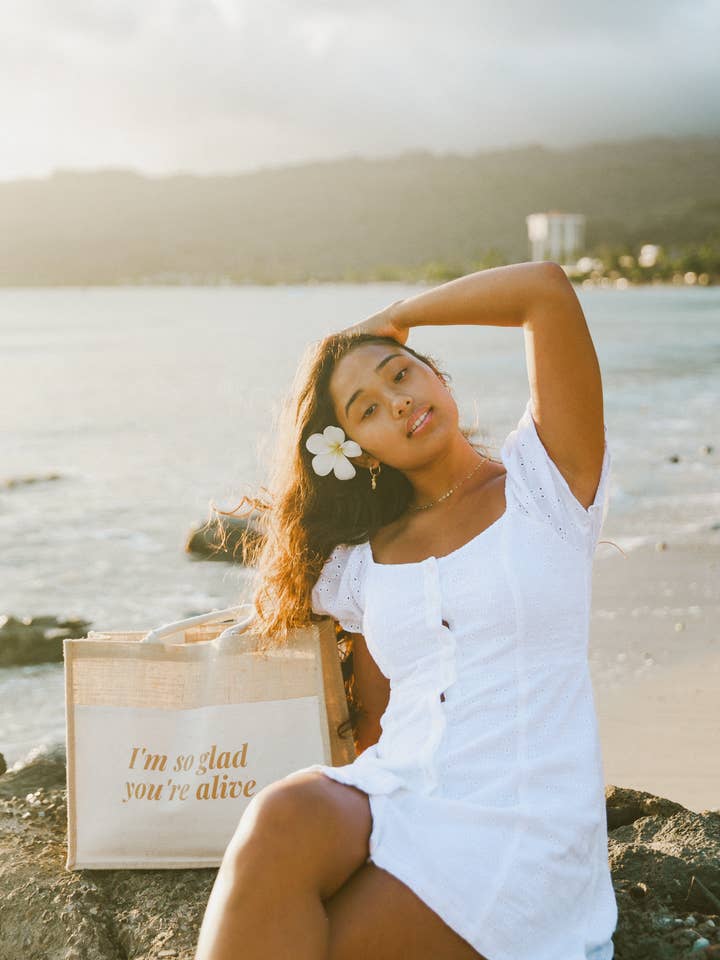 „Glad for at du er i live“ Økologisk Tote for engroshandel hos Reflect LLC.