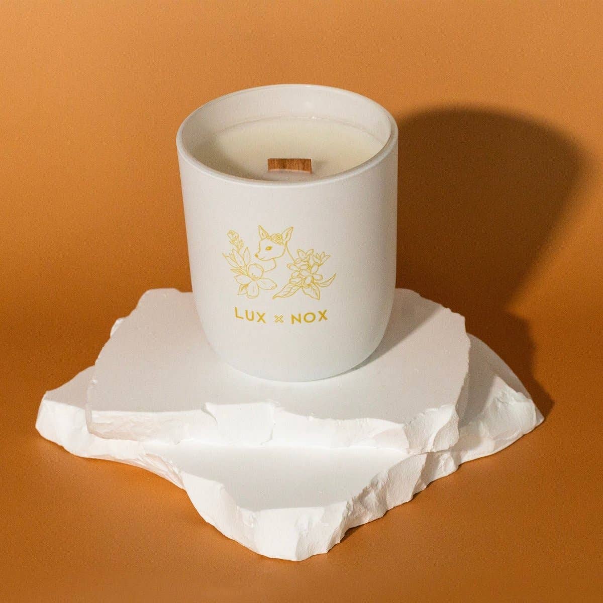 Lux & Nox - Wholesale Fragrance Oil - The Bashful Bloom - Red currant, osmanthus and jasmine1