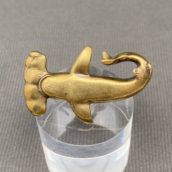 Mio Queena - Wholesale Decorative Tabletop Object - Brass Hammerhead Shark Crafts Desktop Ornaments Decoration2