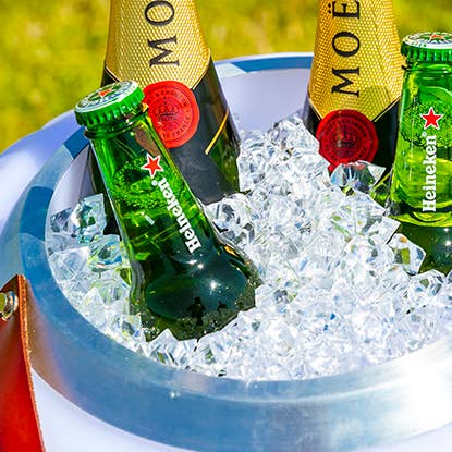 Konstgjord is (500 g) för wholesale av Nikki.Amsterdam