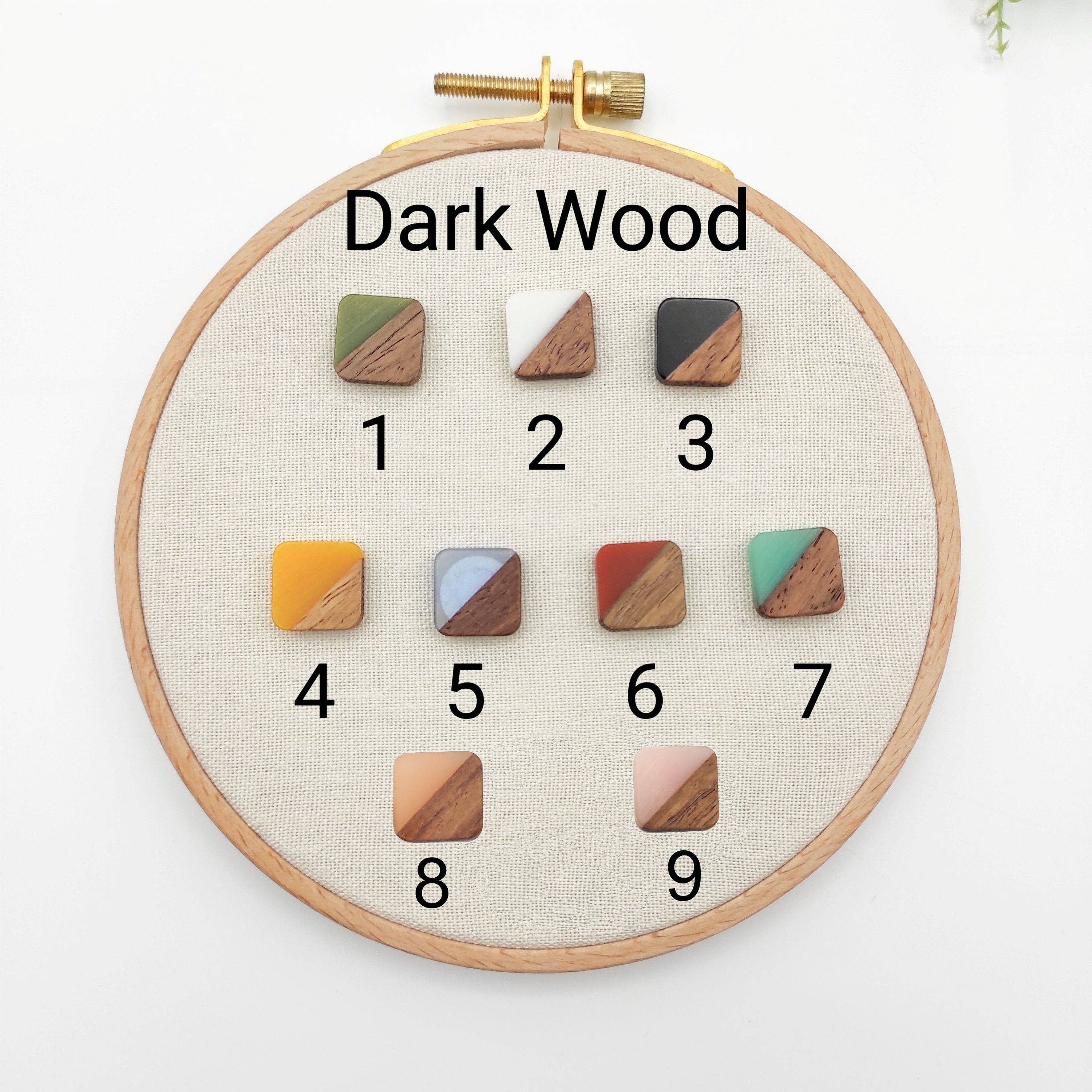 SChandworks – wholesale Embroidery/cross-stitch supplies – Small Square needle minder0