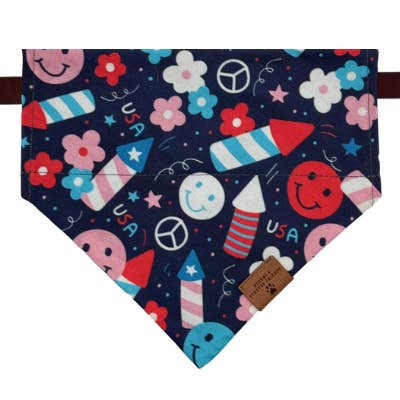 Stormi's Furever Friends – wholesale Pet bandana – Dog – Firework Bandana