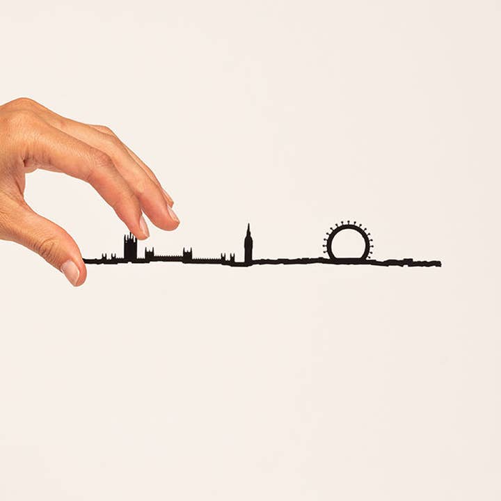 Ameico - Wholesale Decorative Tabletop Object - The Line - 7.5" City Skyline Silhouette Mini