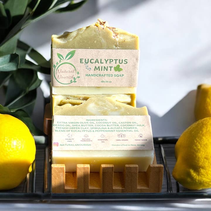 Savon Artisanal à l'Eucalyptus et à la Menthe pour la vente par Natural Nourish