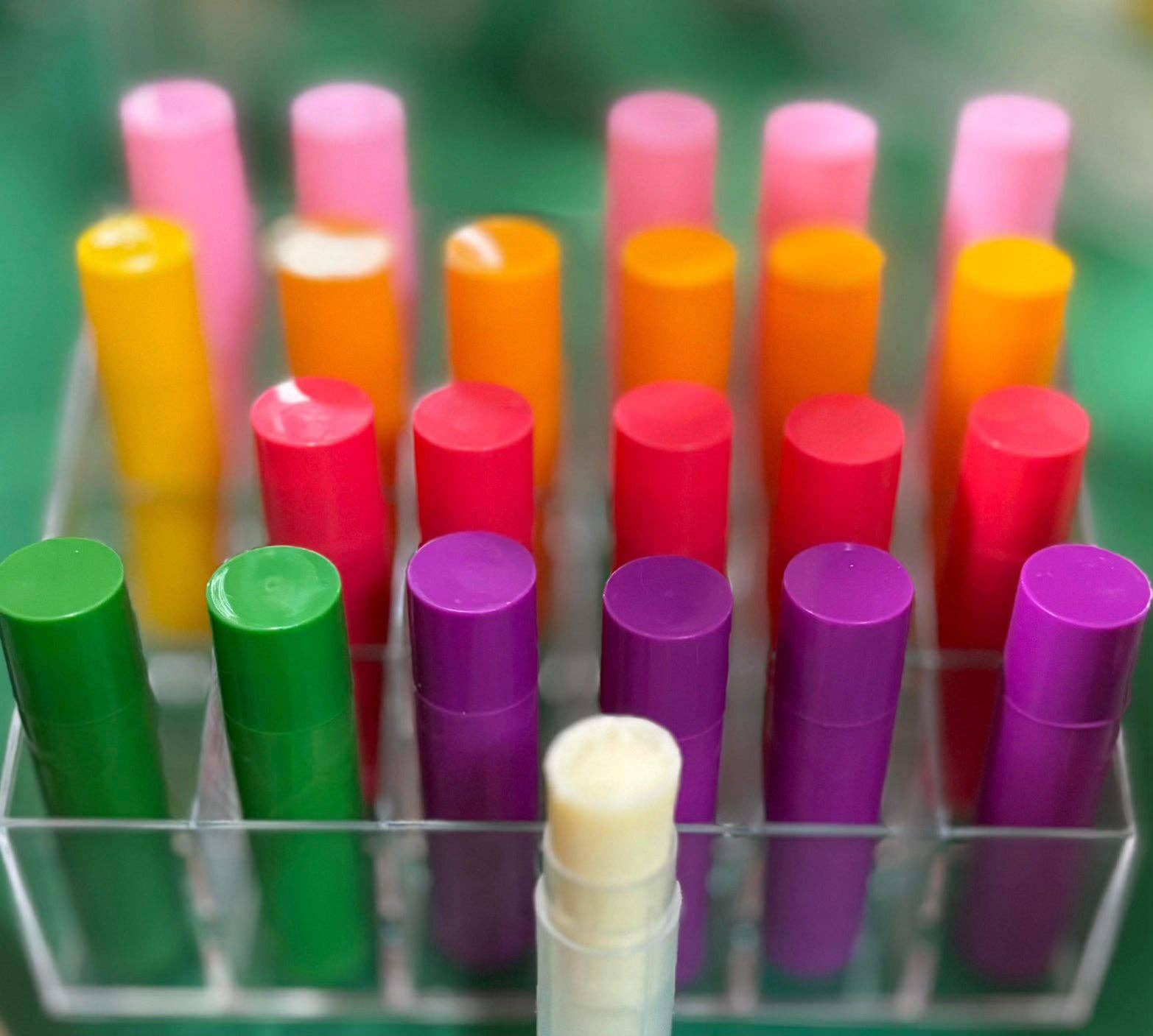 Giani’s Natural & Organic - Wholesale Lip Balm - Lip Balm Butter - NO LABEL 0